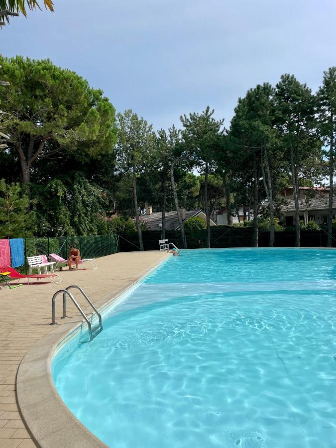 Residenza Mayla Villa Lignano Sabbiadoro Exterior foto