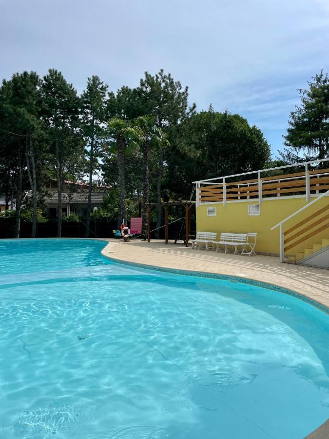Residenza Mayla Villa Lignano Sabbiadoro Exterior foto